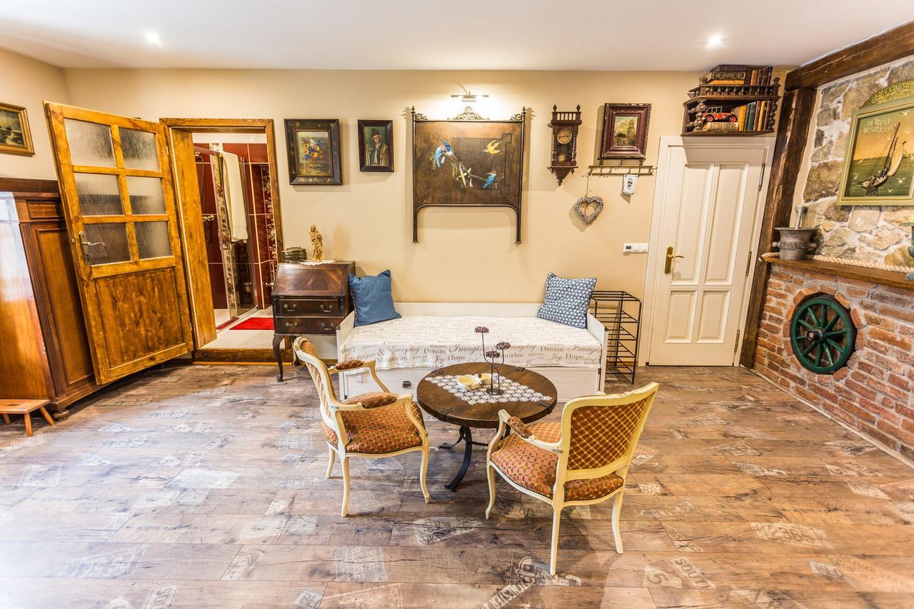Appartement Dom Berg à Banská Štiavnica Extérieur photo