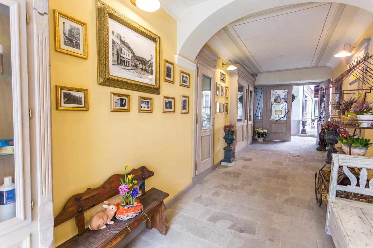 Appartement Dom Berg à Banská Štiavnica Extérieur photo
